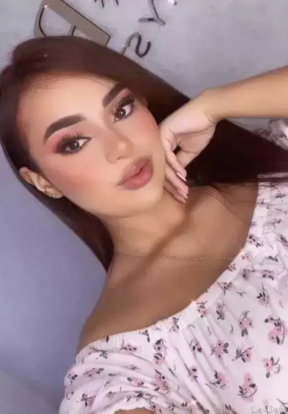 Angelica Profile image 1