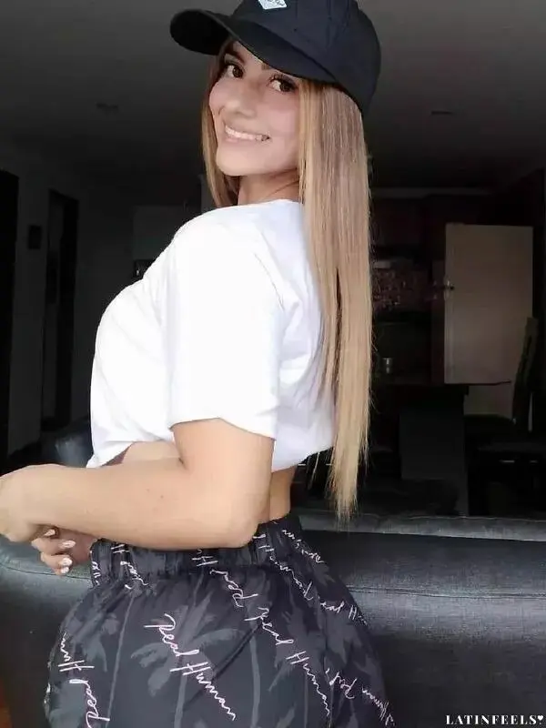 Andrea Profile image 1