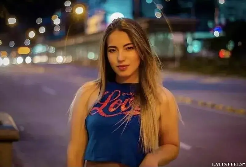 Stefany Profile image 1