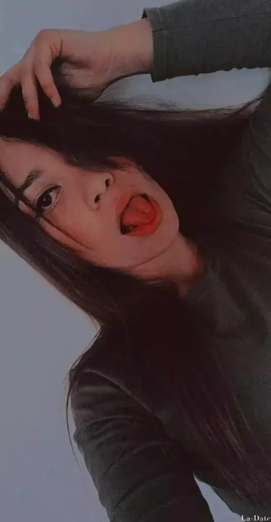Andrea Profile image 4