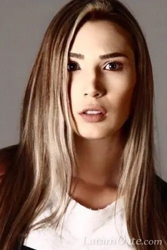 Luisa Profile image 3