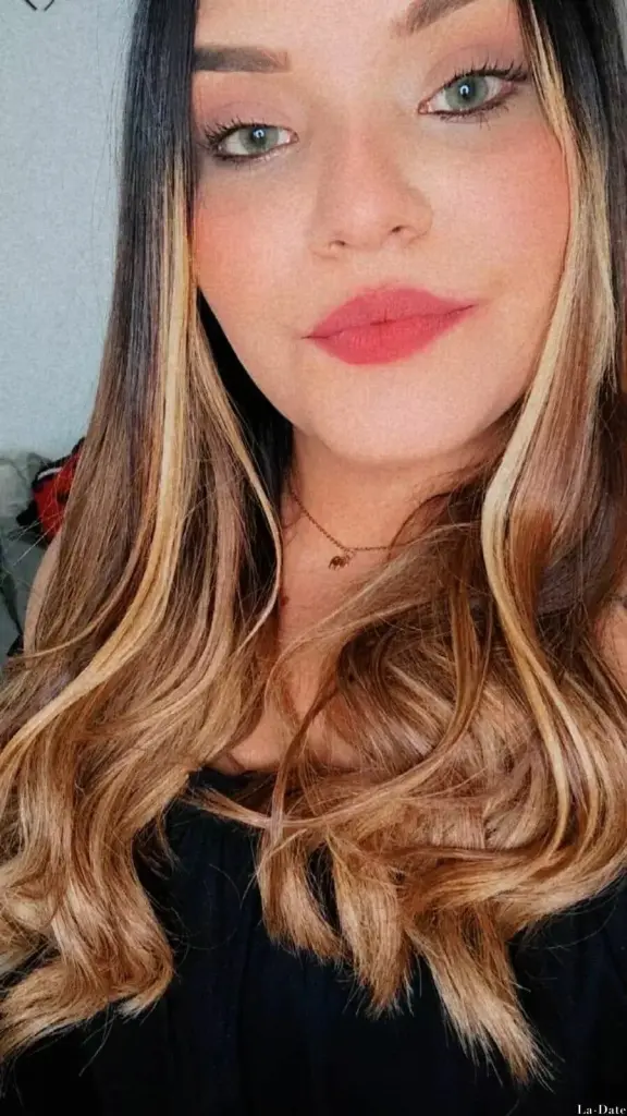 Alejandra Profile image 3