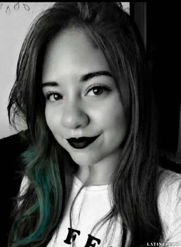 Erika Profile image 2