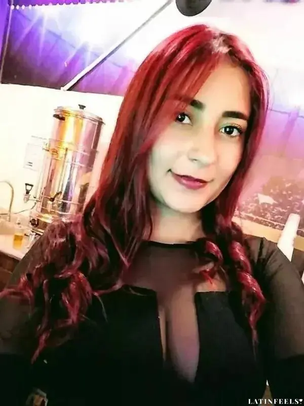 Valentina Profile image 2